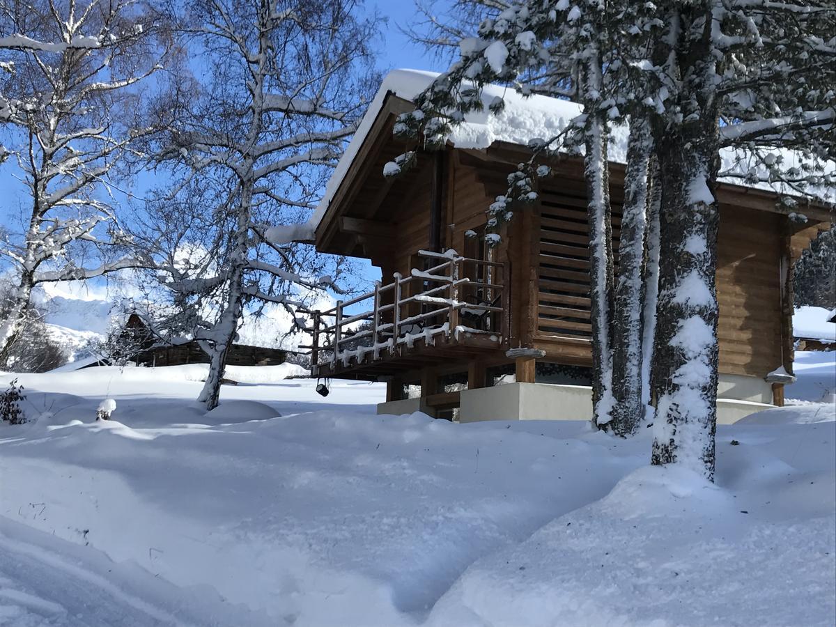 Les Mazots De La Source & Spa Vercorin Exterior photo