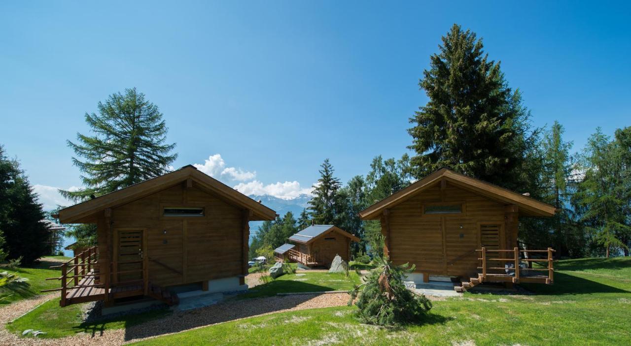 Les Mazots De La Source & Spa Vercorin Exterior photo